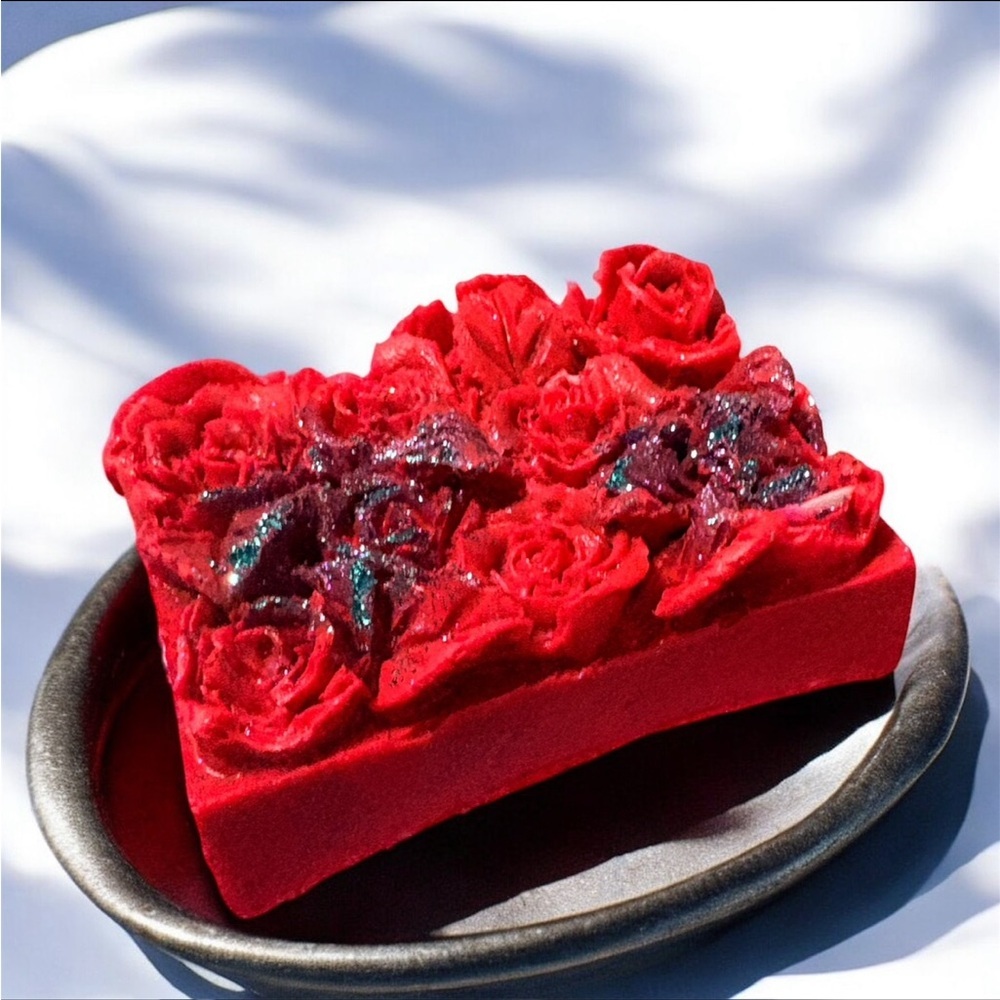 Strawberry Rose SHIMMER Scent 3D roses soap 2x3 inch 4oz shea butter & goat milk